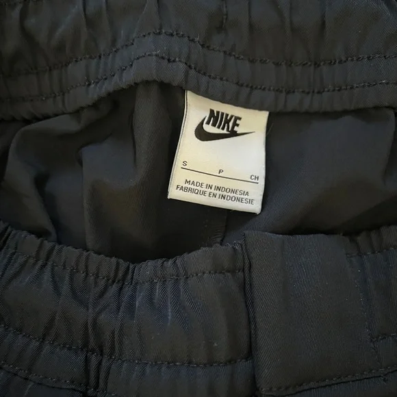 Nike Utility Pants - Picture 5 of 5